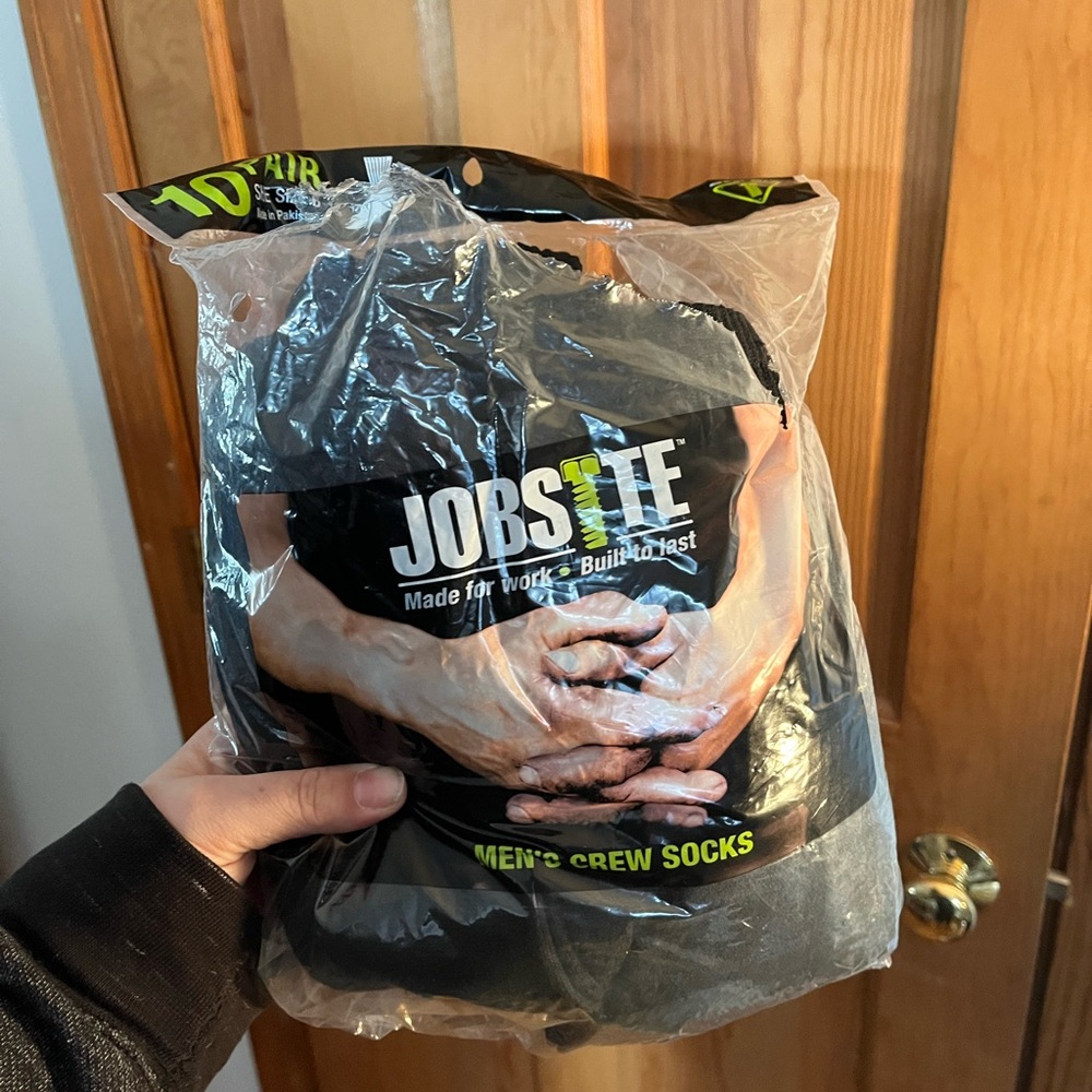 Jobsite men’s 8 count Work Crew Socks in black size 6-12